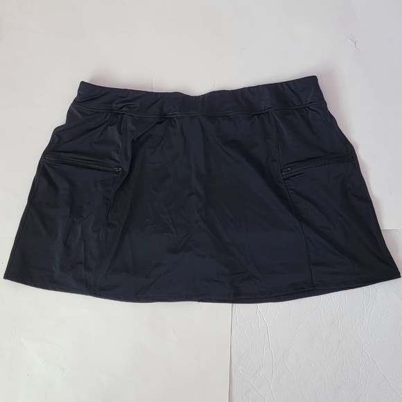 SWIMSUIT for all BLACK ZIP-POCKET SWIM SKORT  / 26. - Picture 2 of 12